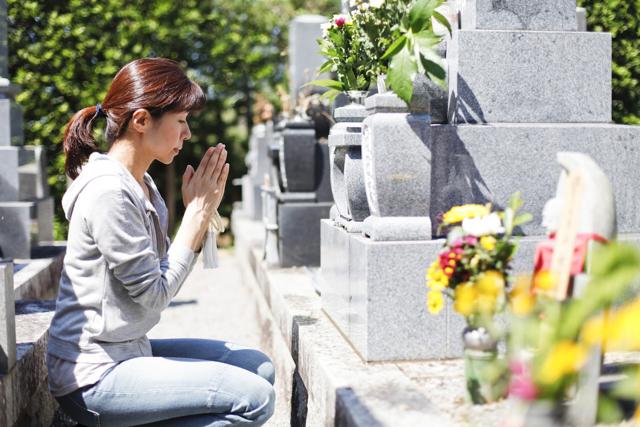 納骨にかかる費用はどのくらい 内訳や宗派によって詳しく解説 葬儀屋さん