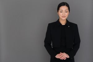 イオンで礼服を購入するメリットやデメリットについて徹底解説 葬儀屋さん イオンで礼服を購入するメリットやデメリットについて徹底解説 葬儀屋さん