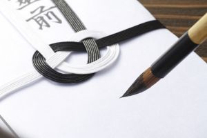 香典とお悔やみメール お礼メールの書き方について総ざらい 葬儀屋さん