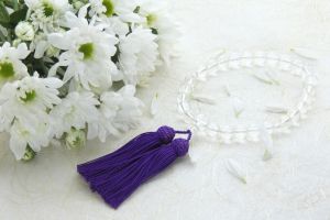 喪中はがきの故人の年齢の書き方などを解説 享年 数え年 満年齢 葬儀屋さん 喪中はがきの故人の年齢の書き方などを解説 享年 数え年 満年齢 葬儀屋さん