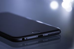 お悔やみの言葉をメールで返信するのはマナー違反 例文もご紹介 葬儀屋さん