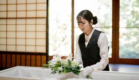 株式会社 あすなろ 香川県丸亀市で葬儀 お葬式 家族葬ができる葬儀社を探す 葬儀屋さん 株式会社 あすなろ 香川県丸亀市で葬儀 お葬式 家族葬ができる葬儀社を探す 葬儀屋さん